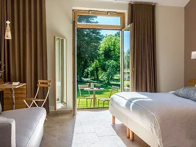 Chateau De Massillan Hotel 4*