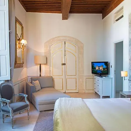 Chateau De Massillan Hotel 4*